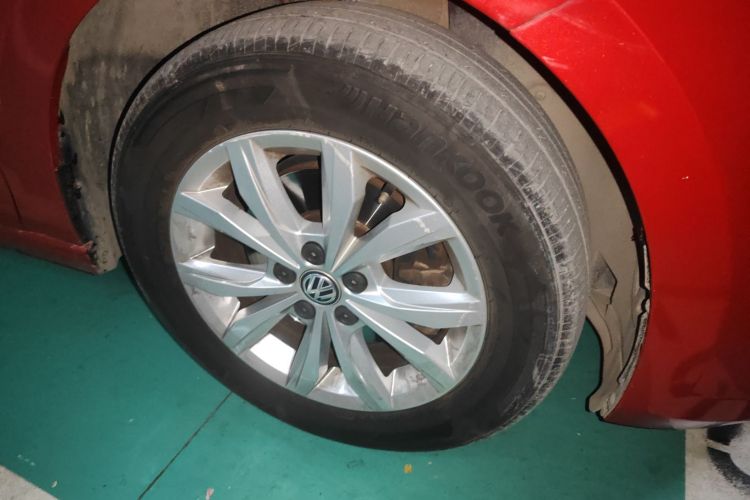 大众 Polo 2019款 Plus 1.5L 自动炫彩科技版车身外观10