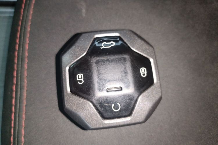 捷途旅行者 2024款 2.0T 四驱悦野PRO中控内饰7001