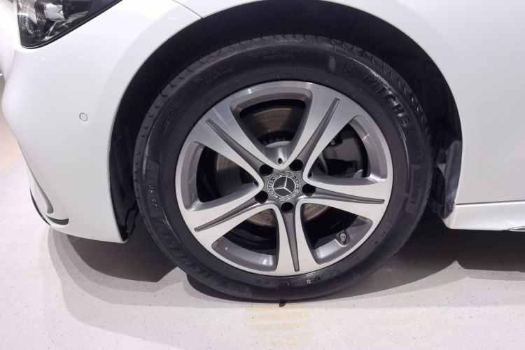 奔驰C级 2022款 改款 C 200 L 运动版车身外观6007