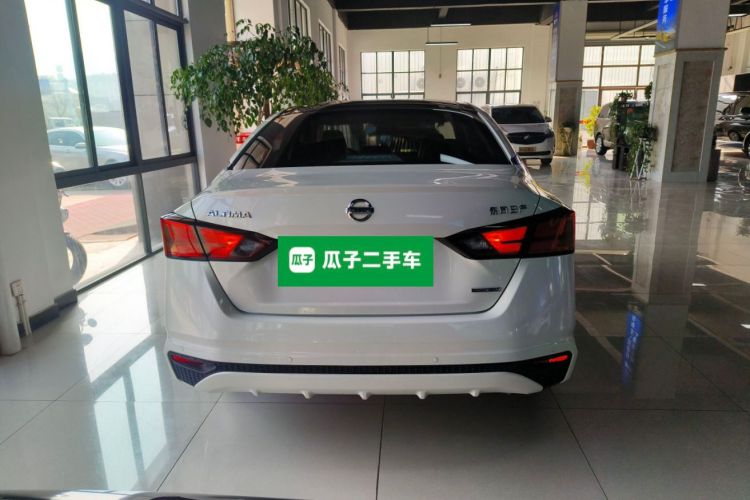 日产 天籁 2020款 2.0L XL 舒适版车身外观6