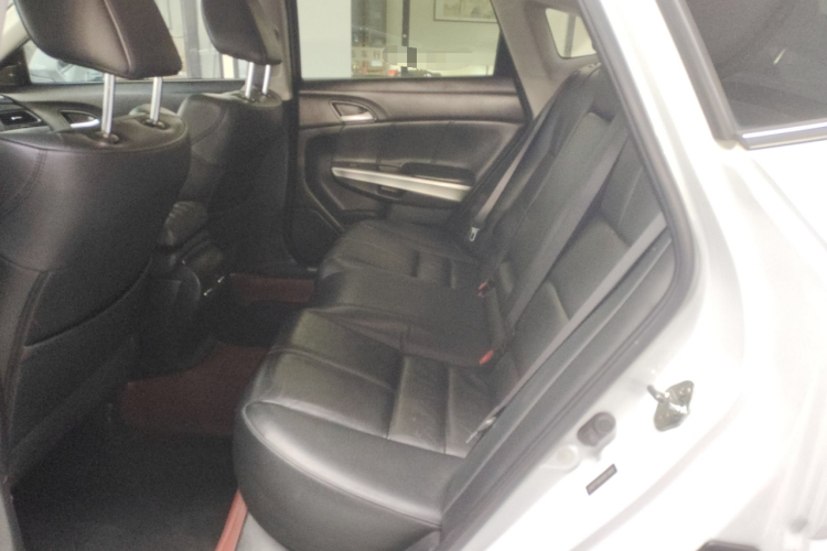 本田 歌诗图 2014款 2.4L 豪华版中控内饰21