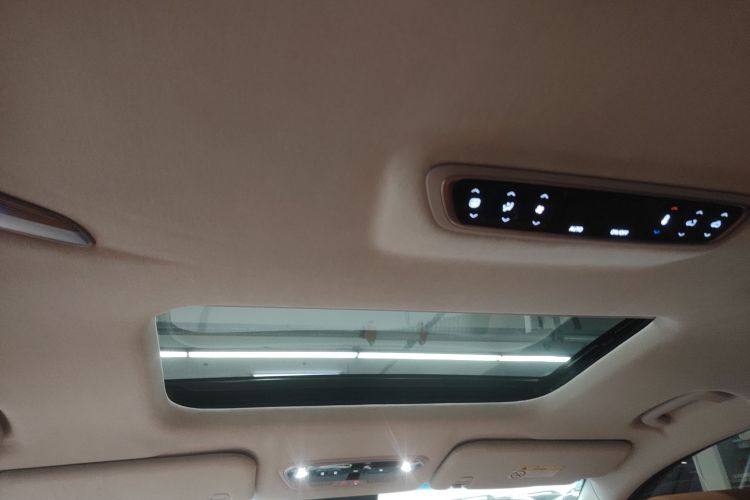 上汽大通MAXUS 大家9 2024款 超混 超长续航森林版 七座中控内饰22