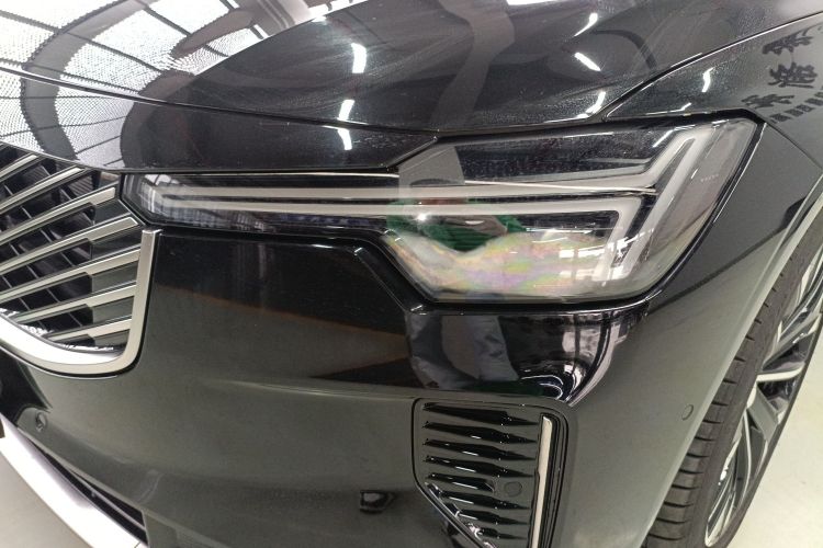 沃尔沃S90新能源 2025款 插电式混动 四驱长续航智雅豪华版局部细节36