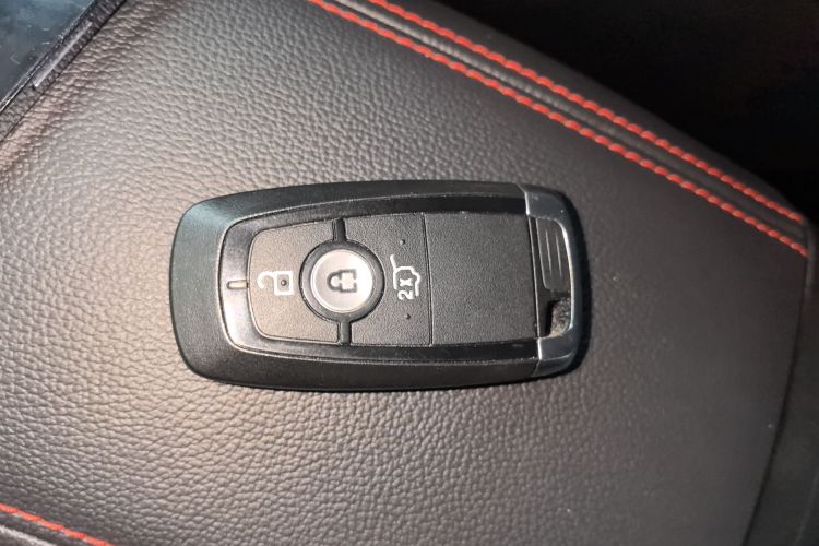 福特 锐际 2020款 EcoBoost 245 四驱纵享款ST-LINE中控内饰7001