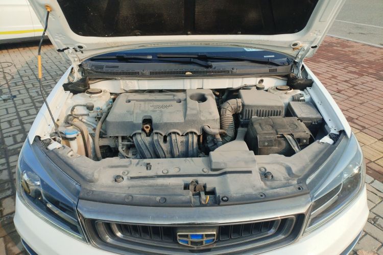 吉利汽车 帝豪 2018款 1.5L 手动向上互联版机舱底盘24