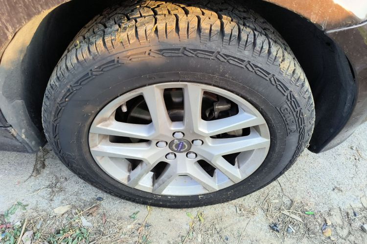 沃尔沃XC60 2017款 T5 智进版车身外观10