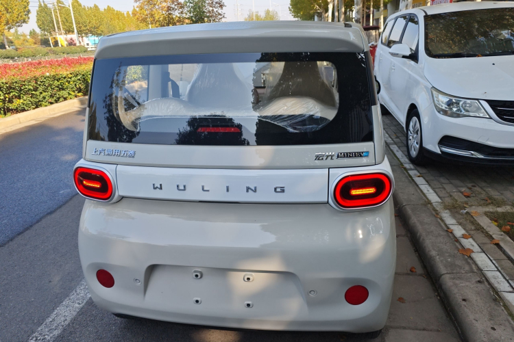 五菱汽车 宏光MINIEV 2024款 第三代 215km 青春版车身外观6004