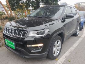 Jeep 指南者 2019款 220T 自动家享版