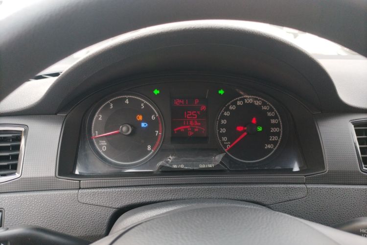 大众 桑塔纳 2021款 1.5L 自动风尚版中控内饰14