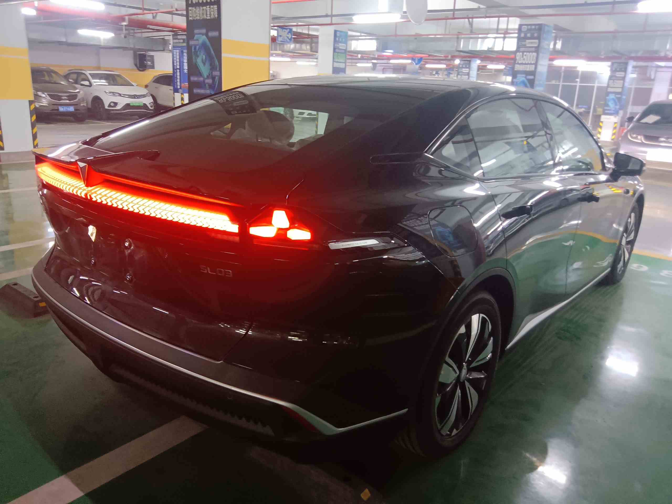 深蓝汽车 深蓝SL03 2025款 改款 增程精英型(4)