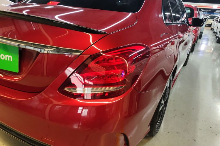 奔驰C级 2015款 C 200 运动版车身外观9