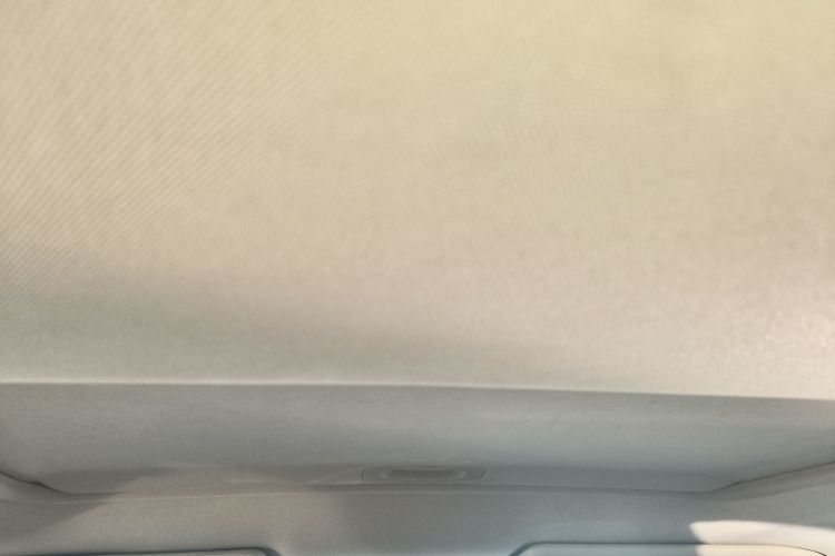 三菱 欧蓝德 2019款 2.0L 两驱畅享版 5座 国V中控内饰22