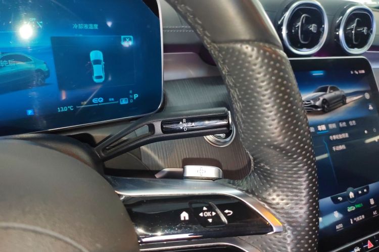 奔驰C级 2022款 C 200 L 运动版中控内饰18