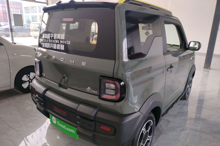 吉利银河 2025款 210km 熊猫骑士车身外观7