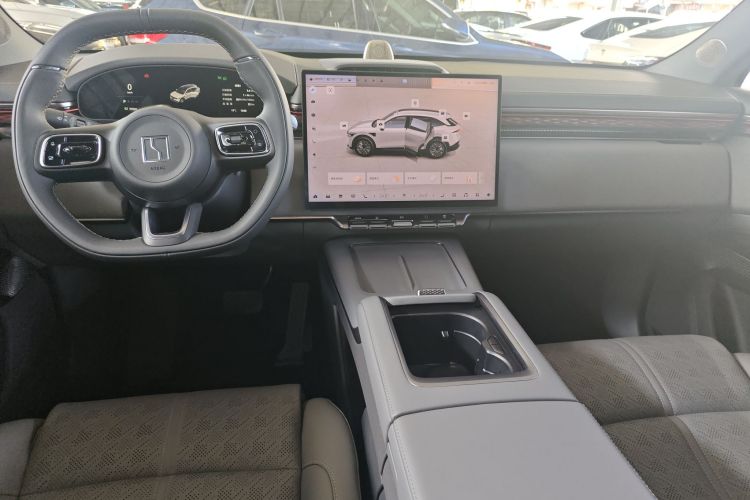 极氪7X 2025款 75kWh 后驱智驾版中控内饰12