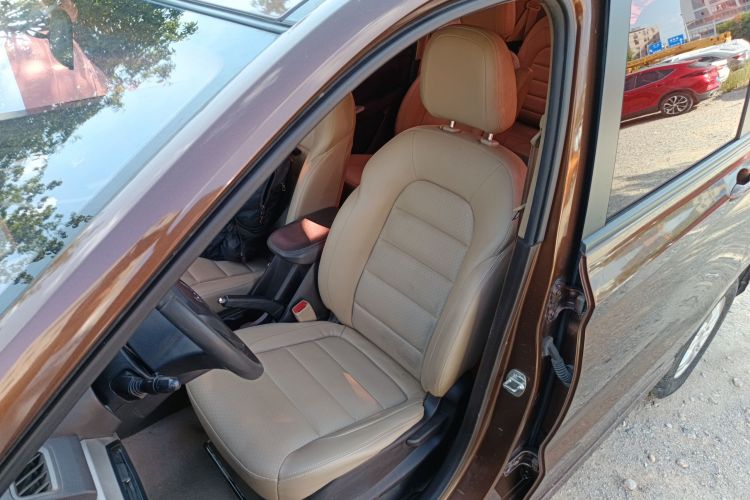 五菱汽车 五菱宏光 2018款 1.5L S舒适型L2B中控内饰19