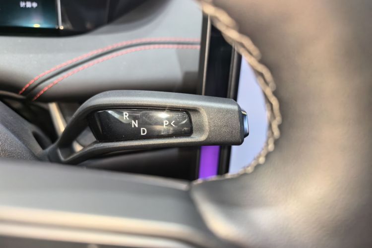 小米汽车 小米SU7 2024款 四驱超长续航高阶智驾Max版中控内饰18