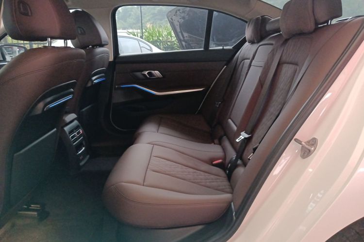 宝马3系 2022款 325Li M运动套装中控内饰21