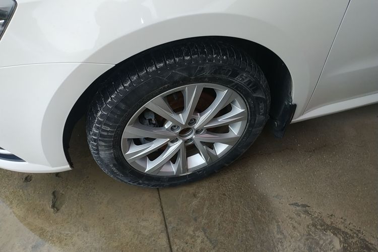 大众 朗逸 2015款 230TSI DSG舒适版车身外观6007