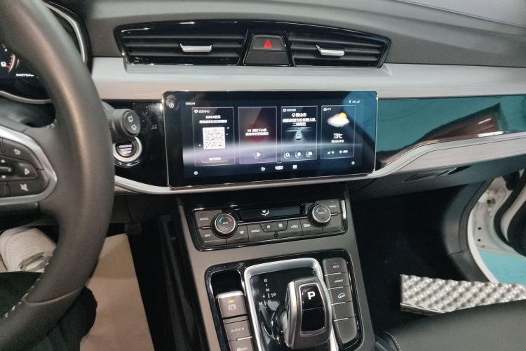 吉利汽车 博越 2021款 百万款 1.8TD DCT两驱豪华型中控内饰16