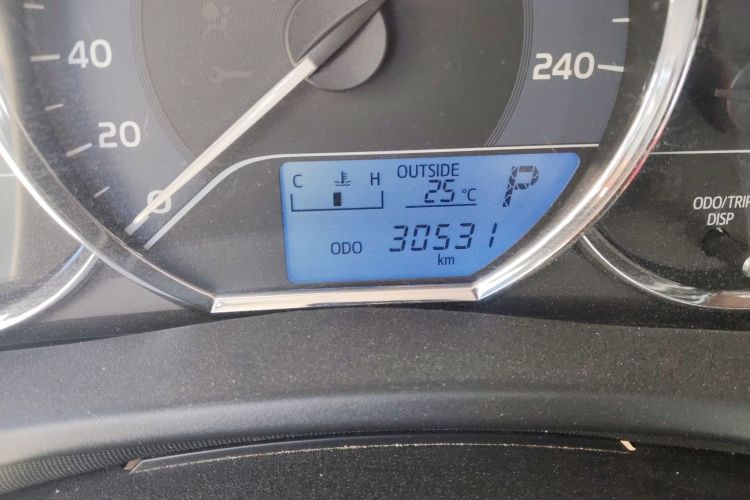 丰田 卡罗拉 2018款 1.2T S-CVT GL智享版中控内饰15