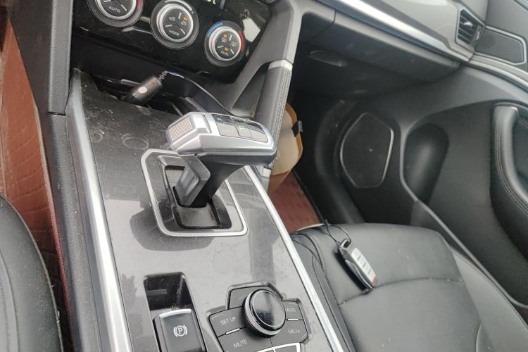 哈弗H6 2018款 运动版 1.5T 自动两驱精英型 国V中控内饰18