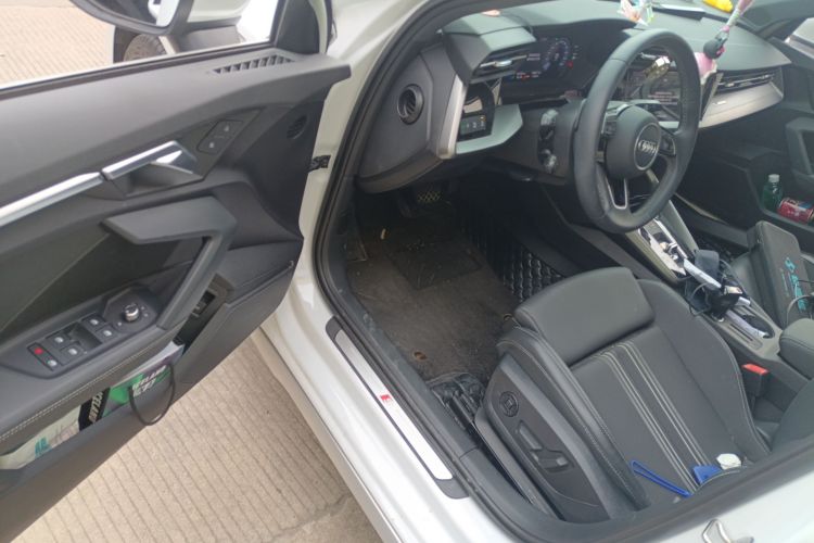 奥迪A3 2023款 改款 Sportback 35 TFSI 时尚运动型中控内饰7003