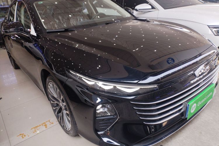 奔腾B70 2024款 龙腾版 1.5T 领创型车身外观3