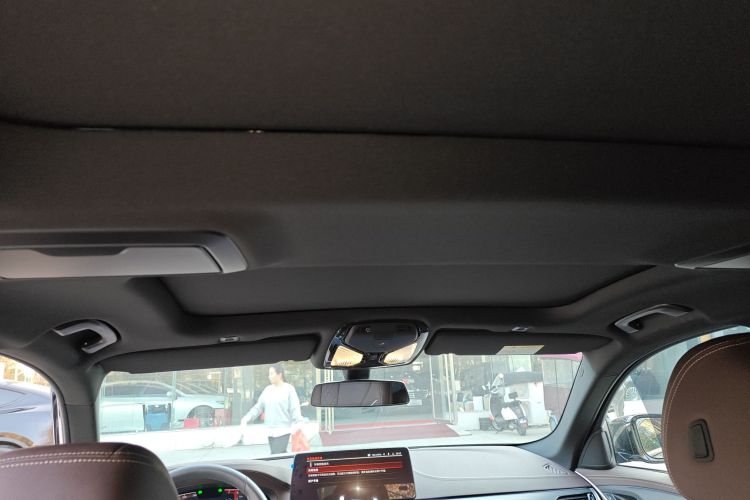 宝马5系 2022款 改款 530Li 领先型 M运动套装中控内饰22