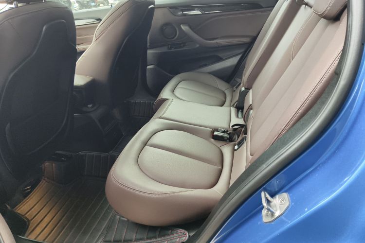 宝马X1 2020款 sDrive20Li 时尚型中控内饰21