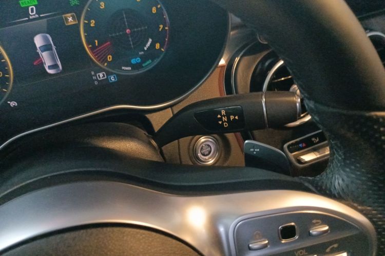 奔驰C级 2020款 改款 C 260 L 运动版局部细节18