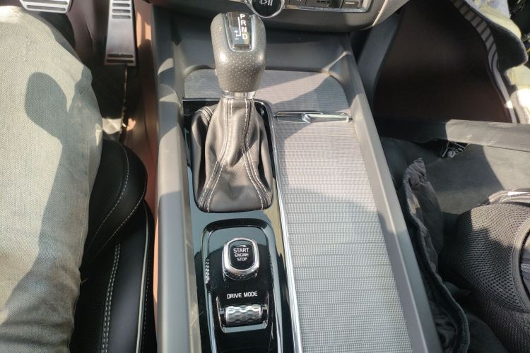 沃尔沃XC60 2019款 T5 四驱智远运动版 国VI中控内饰18