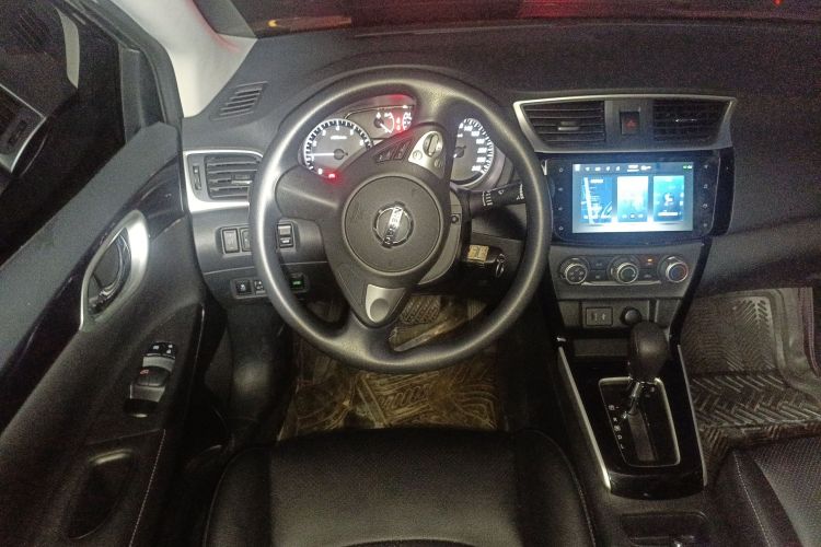 日产 轩逸 2022款 经典 1.6XL CVT豪华版中控内饰13