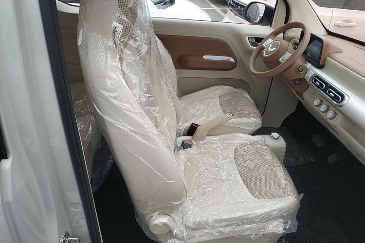 五菱汽车 宏光MINIEV 2024款 第三代 215km 青春版局部细节41