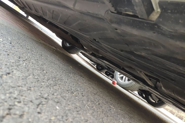 奔驰C级 2020款 改款 C 260 L 运动版局部细节9003