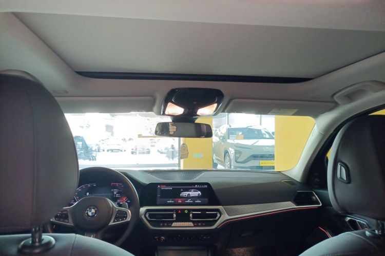 宝马3系 2020款 改款 325i M运动曜夜套装局部细节22