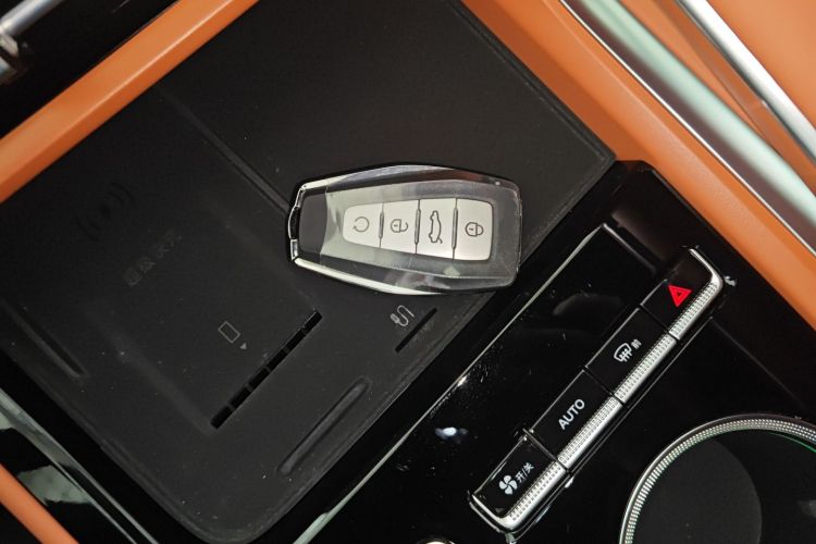 吉利汽车 博越 2026款 1.5TD 挚爱中控内饰11