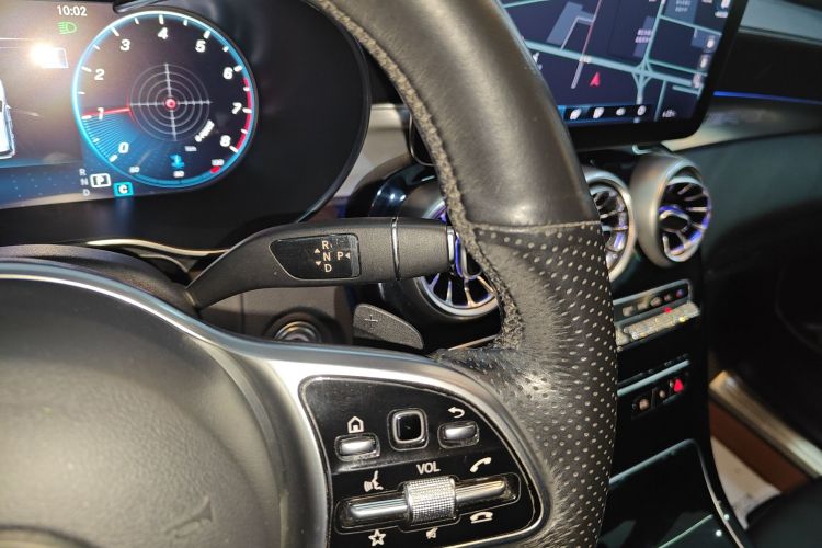 奔驰GLC 2020款 改款 GLC 260 L 4MATIC 动感型中控内饰18