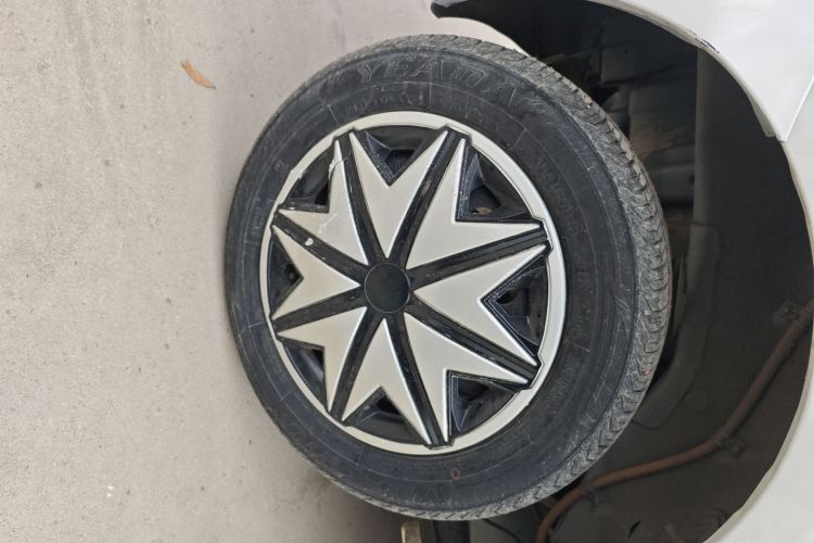 海马爱尚EV 2021款 小雁 豪华版车身外观6008