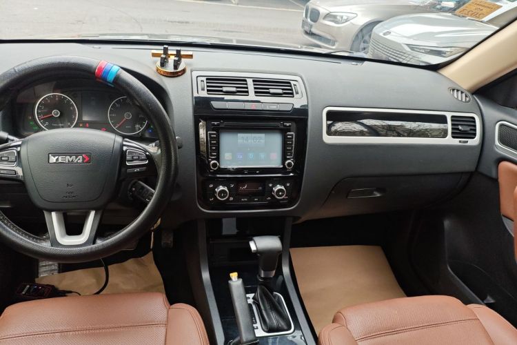 野马汽车 野马T70 2015款 改款 1.8T CVT优雅型中控内饰16