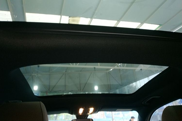 奔驰GLB 2021款 GLB 200 动感型局部细节22