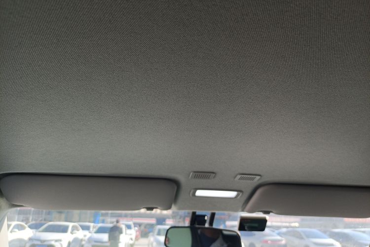 吉利银河 2023款 熊猫mini 200km 耐力熊中控内饰22