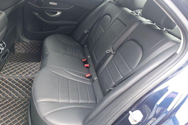 奔驰C级 2020款 改款 C 200 L 时尚型运动版中控内饰21