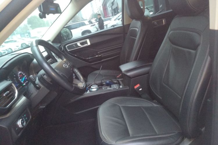 福特 探险者 2020款 EcoBoost 285 后驱风尚版 6座局部细节19