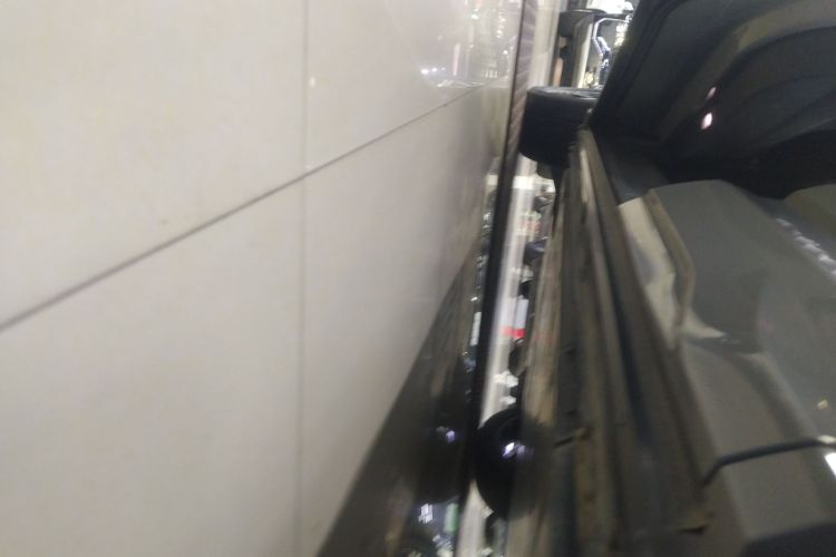 奥迪Q4 e-tron 2024款 40 e-tron 创境版机舱底盘30