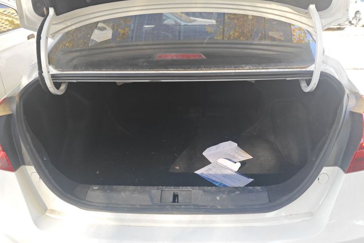 吉利汽车 帝豪 2018款 1.5L CVT向上互联版局部细节23