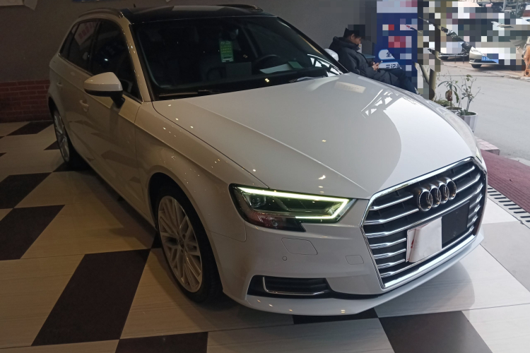 奥迪A3 2019款 Sportback 35 TFSI 风尚型 国V车身外观3
