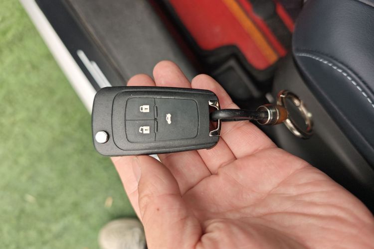 雪佛兰 科鲁泽 2024款 1.5L 双离合悦享版中控内饰11