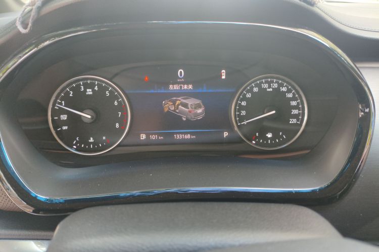 别克GL8 2023款 陆上公务舱 舒适型中控内饰14