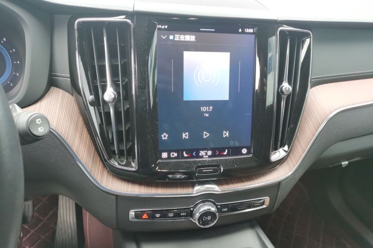 沃尔沃XC60 2022款 B5 四驱智远豪华版中控内饰16